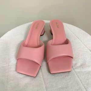 Aldo Aneka Pink slide sandals, in excellent condition, size 7 Medium